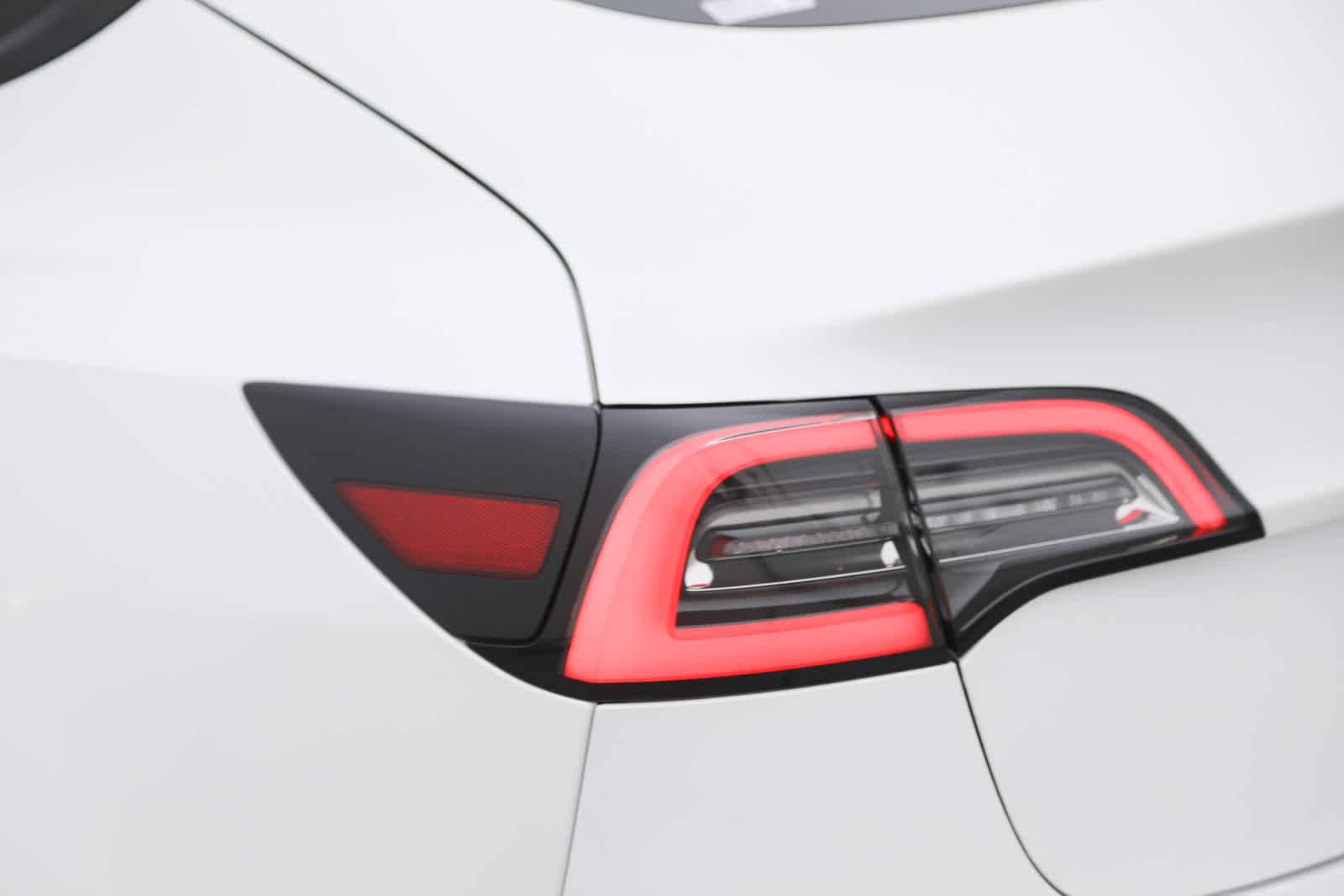 Thumbnail: 2021 Tesla Model 3 - 9