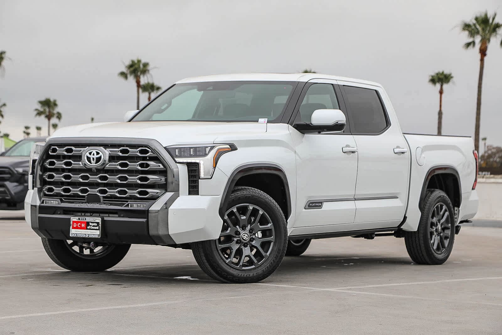 2026 Toyota Tundra PLATINUM CREWMAX 5.5 