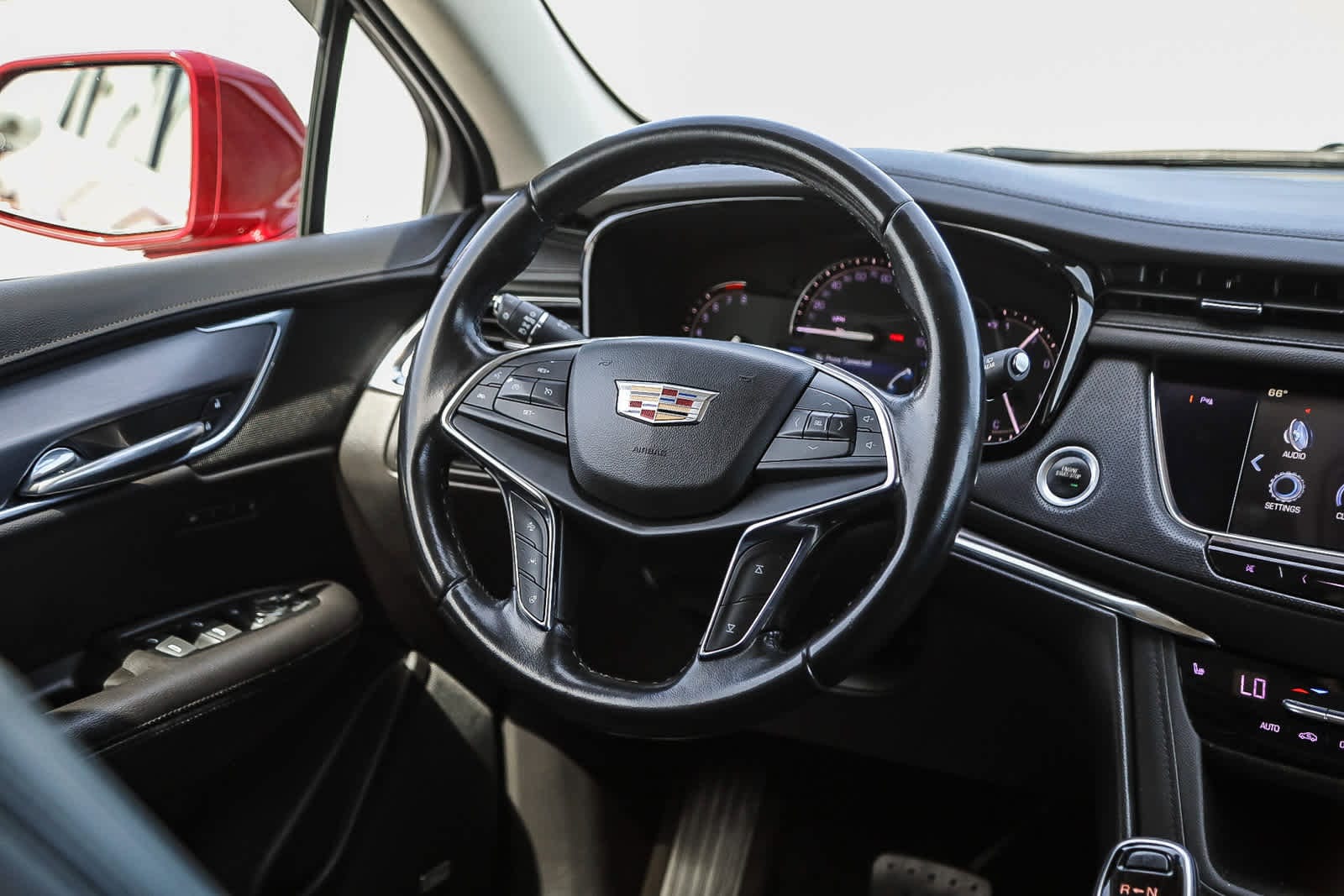 Thumbnail: 2019 Cadillac XT5 - 14