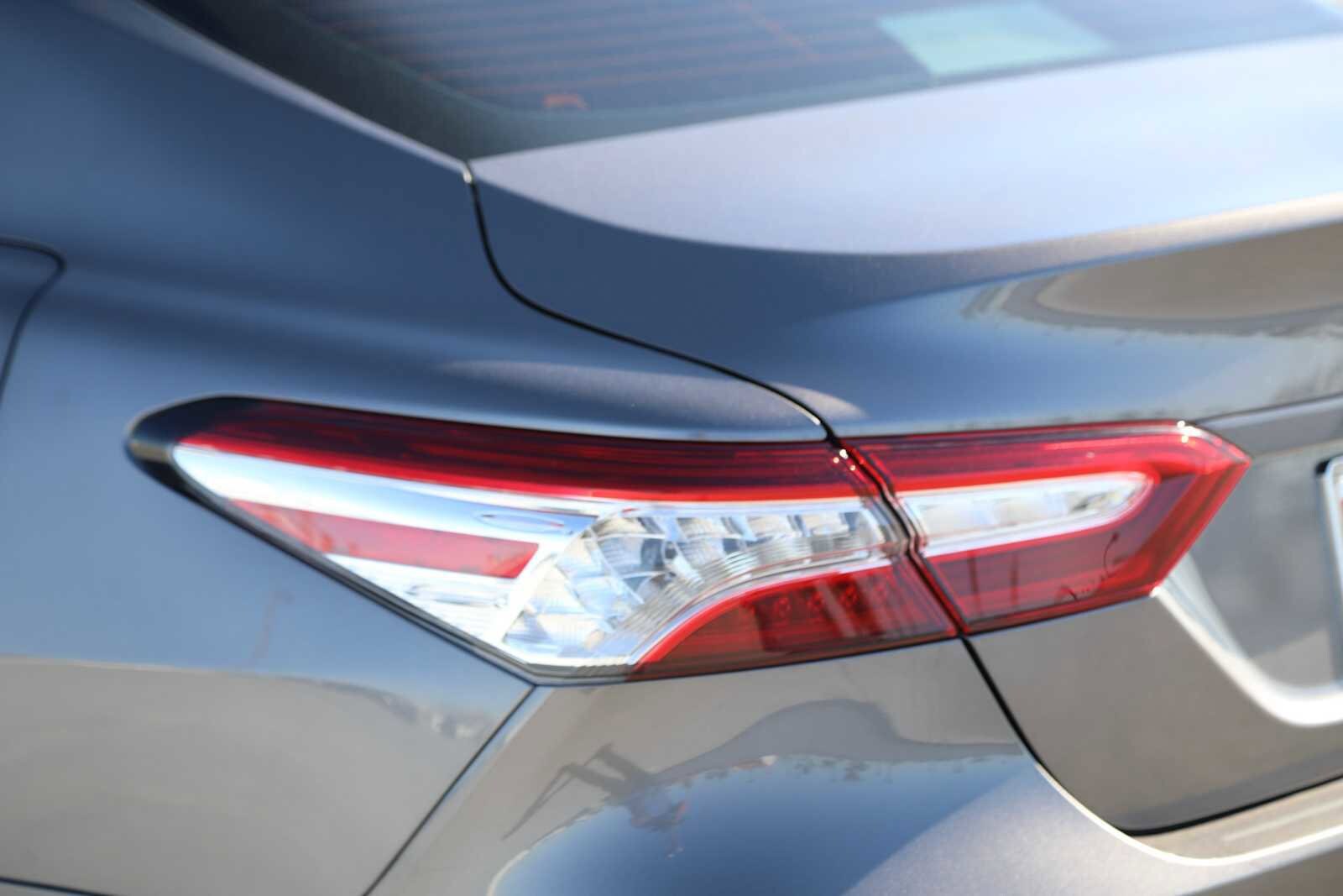 Thumbnail: 2020 Toyota Camry - 9