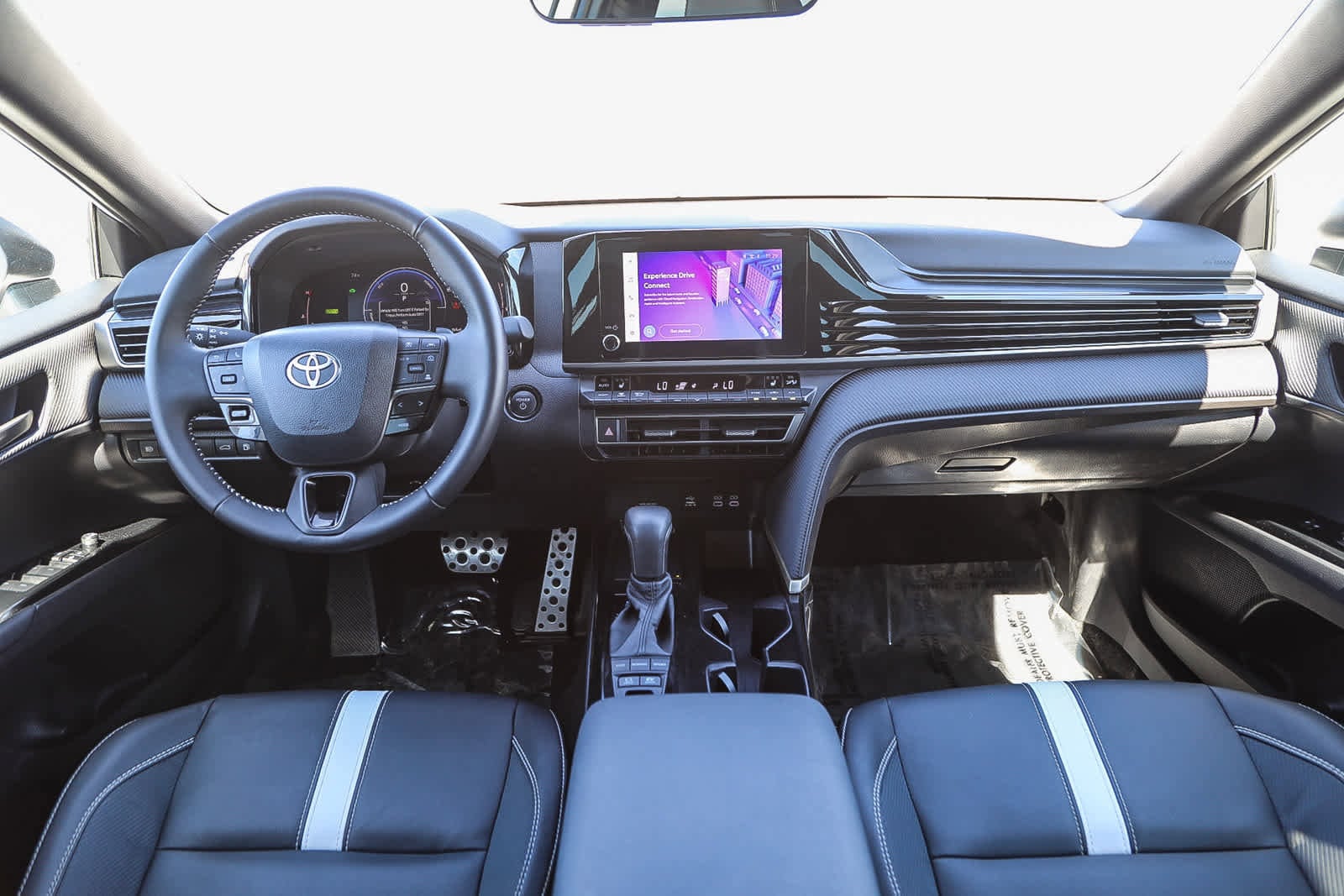 Thumbnail: 2025 Toyota Camry - 12