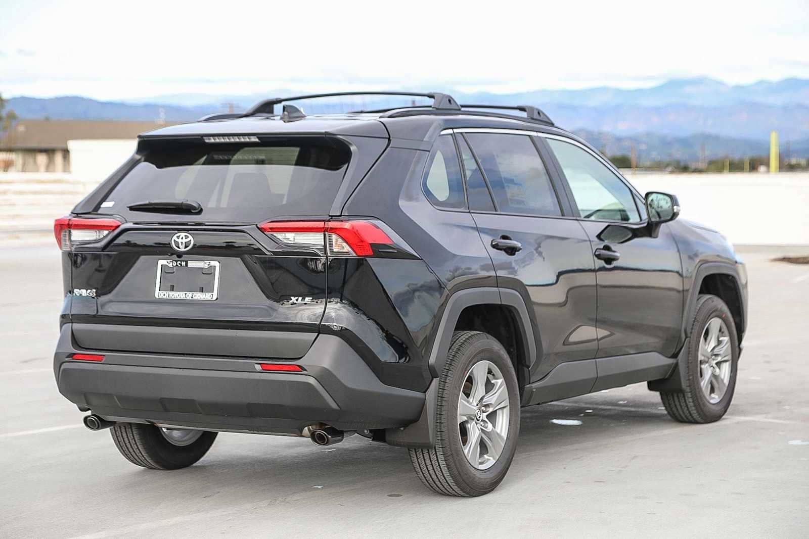 Thumbnail: 2025 Toyota RAV4 - 5