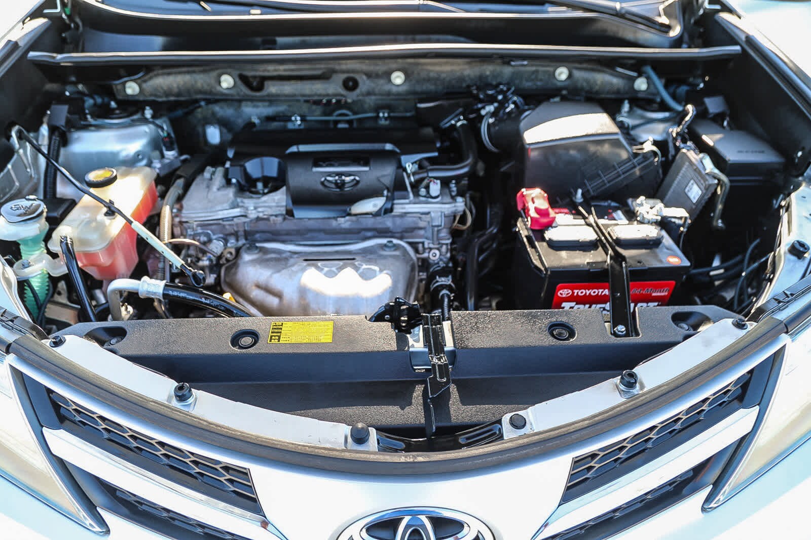 Thumbnail: 2013 Toyota RAV4 - 26