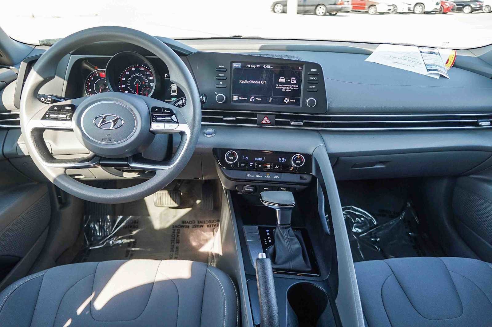 Thumbnail: 2023 Hyundai Elantra - 13