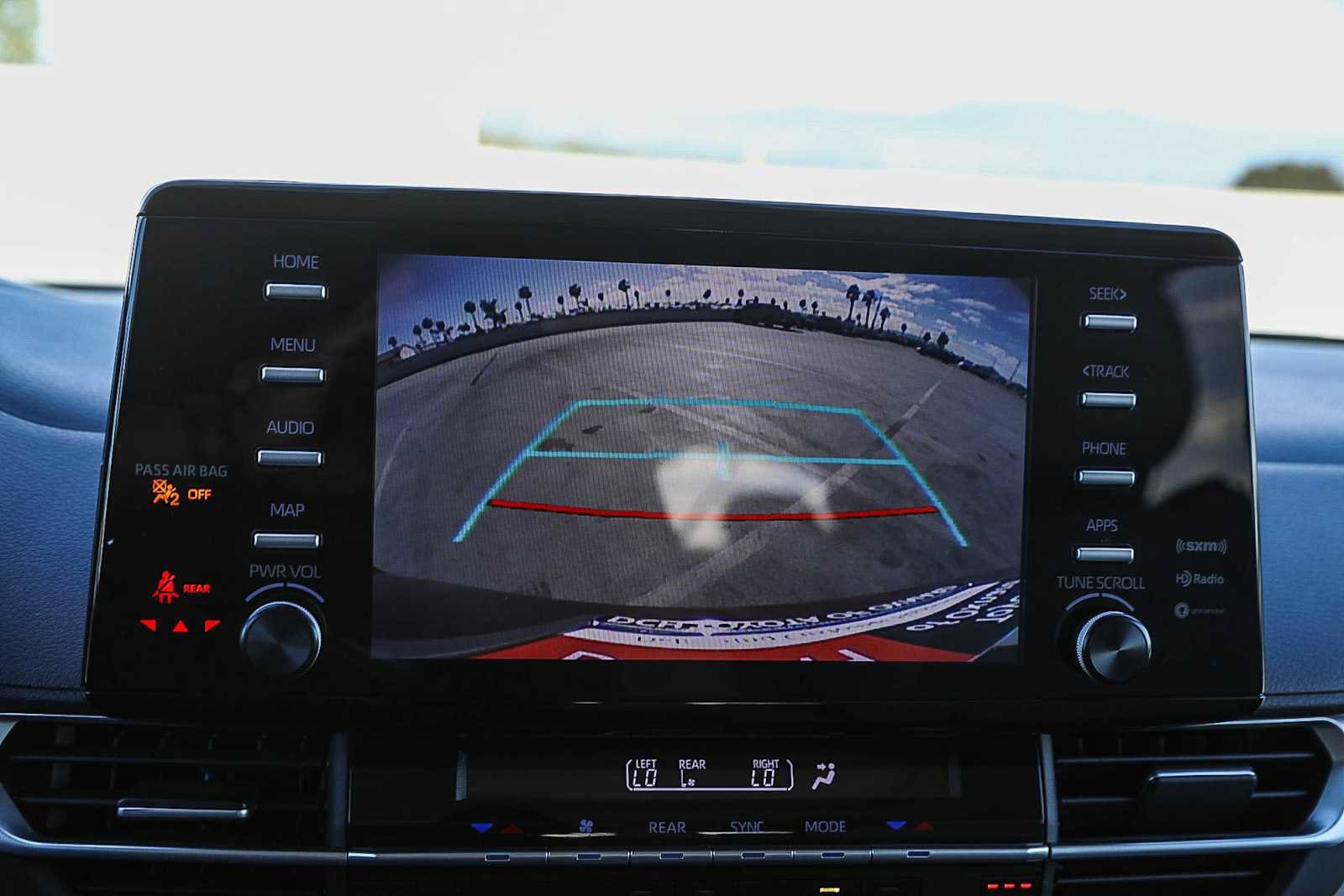 Thumbnail: 2023 Toyota Sienna - 24