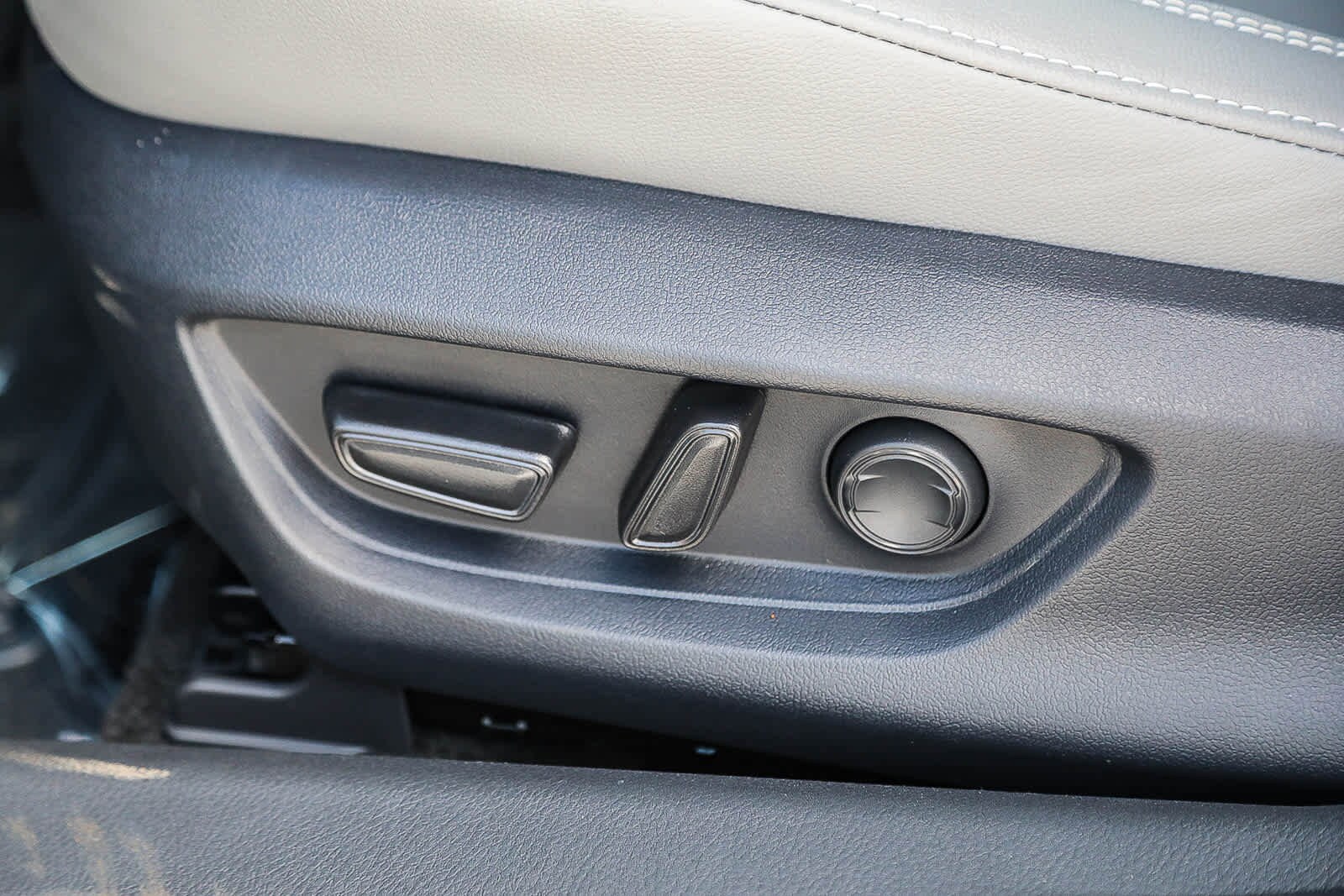 Thumbnail: 2026 Toyota Camry - 19