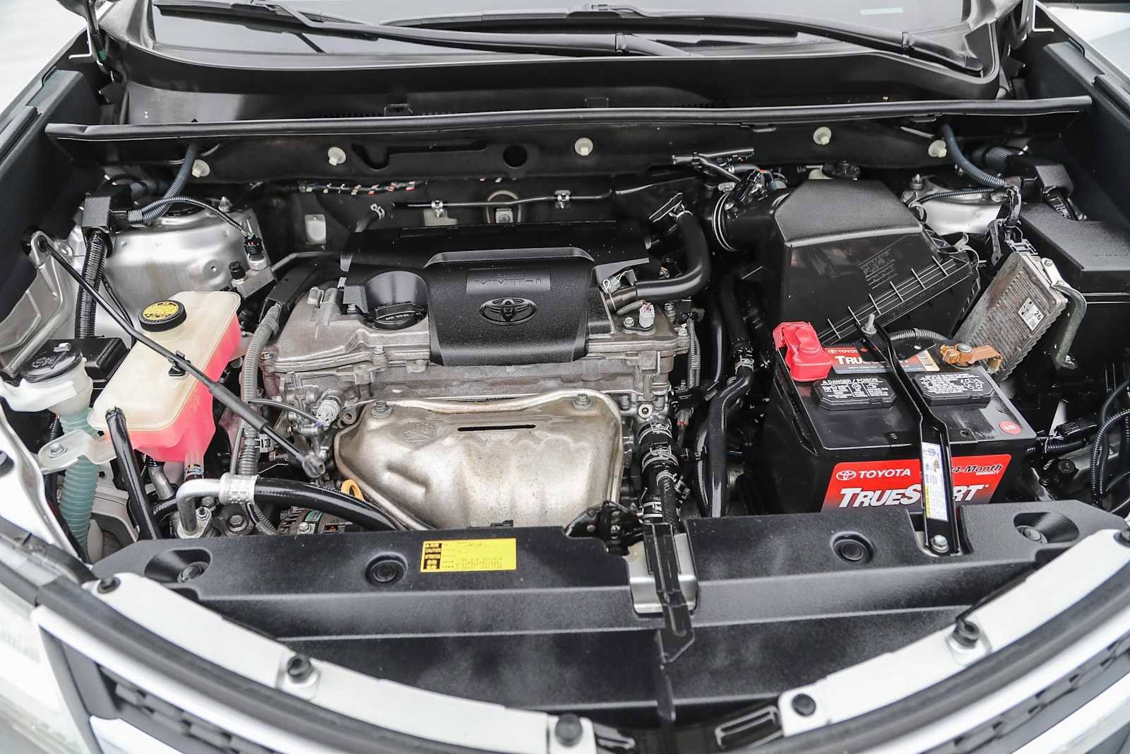 Thumbnail: 2013 Toyota RAV4 - 25