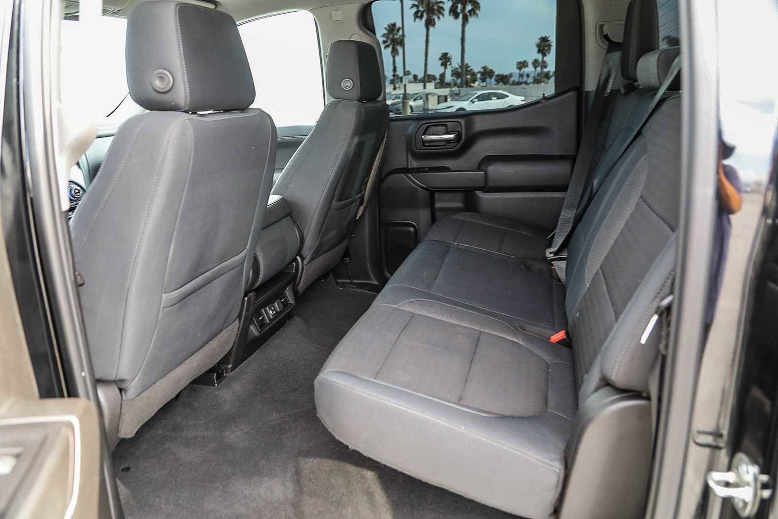 Thumbnail: 2019 Chevrolet Silverado 1500 - 18