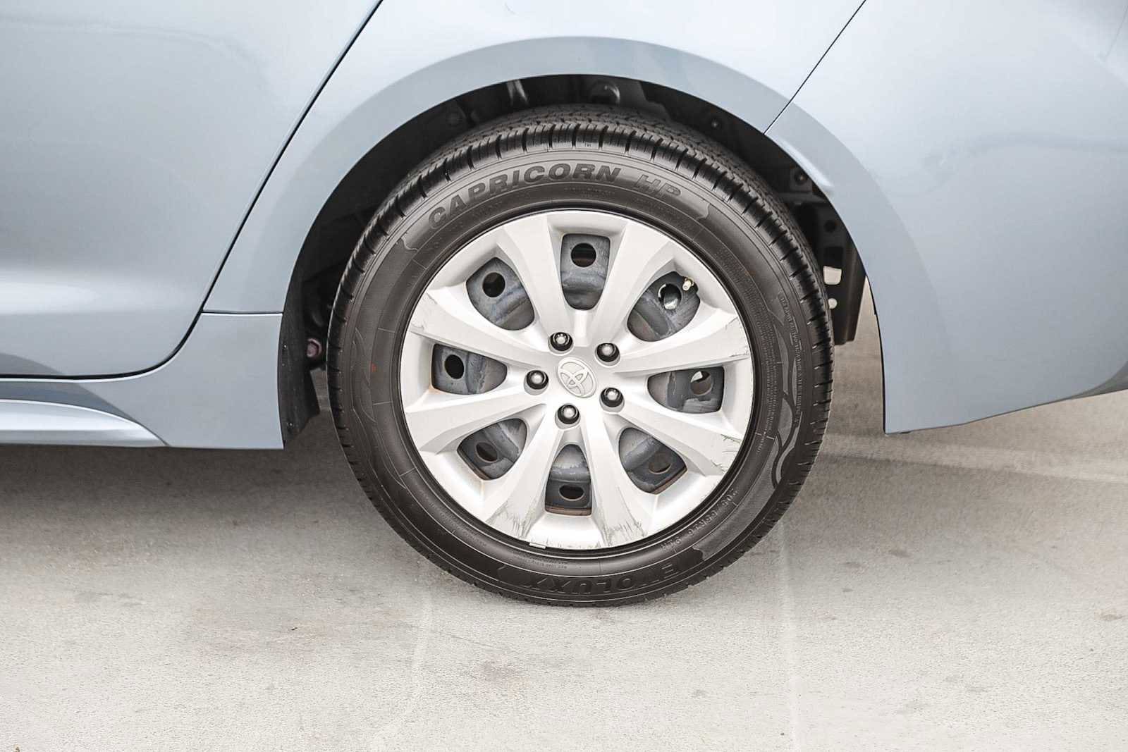 Thumbnail: 2023 Toyota Corolla - 12