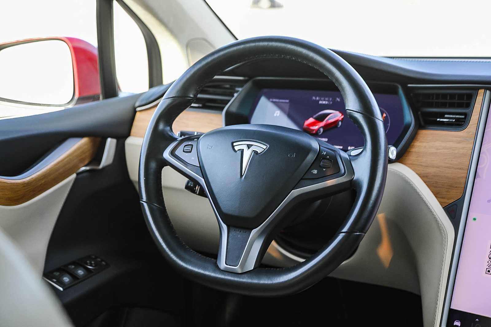 Thumbnail: 2019 Tesla Model X - 15