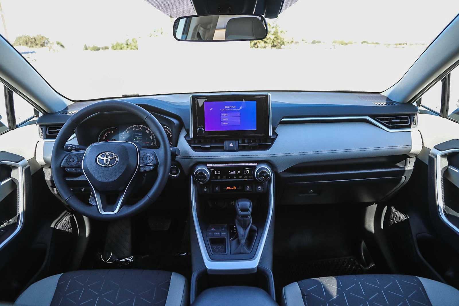 Thumbnail: 2025 Toyota RAV4 - 11