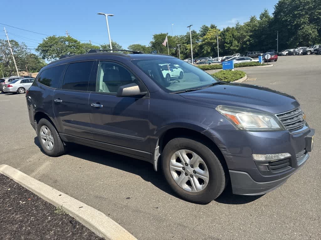 Thumbnail: 2014 Chevrolet Traverse - 17