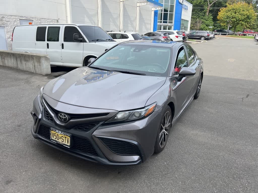Thumbnail: 2023 Toyota Camry - 18