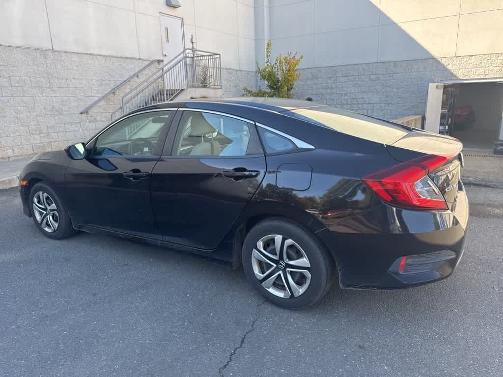 Thumbnail: 2016 Honda Civic - 10