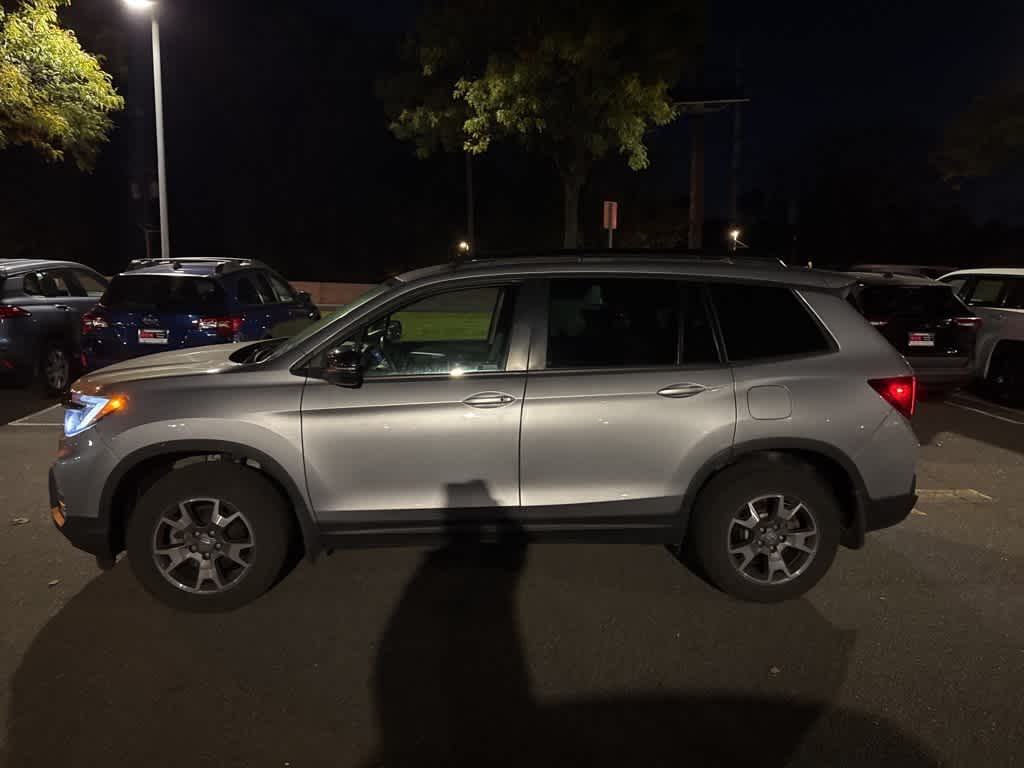 Thumbnail: 2022 Honda Passport - 2