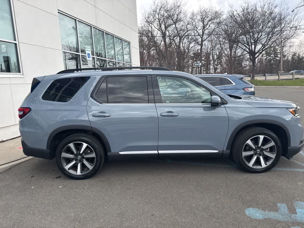 Thumbnail: 2023 Honda Pilot - 9