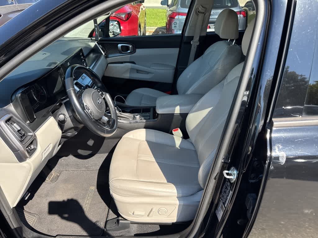Thumbnail: 2021 Kia Sorento - 13