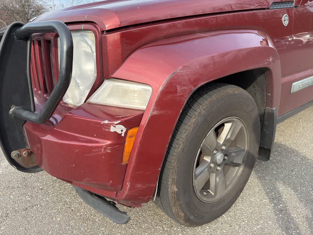 Thumbnail: 2008 Jeep Liberty - 21