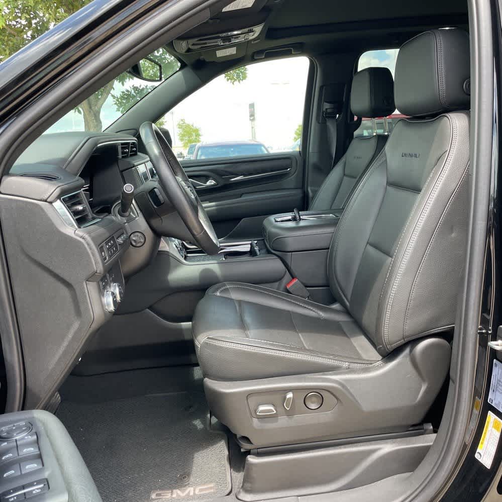 Thumbnail: 2023 GMC Yukon XL - 9