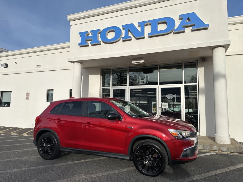 Thumbnail: 2017 Mitsubishi Outlander Sport - 10