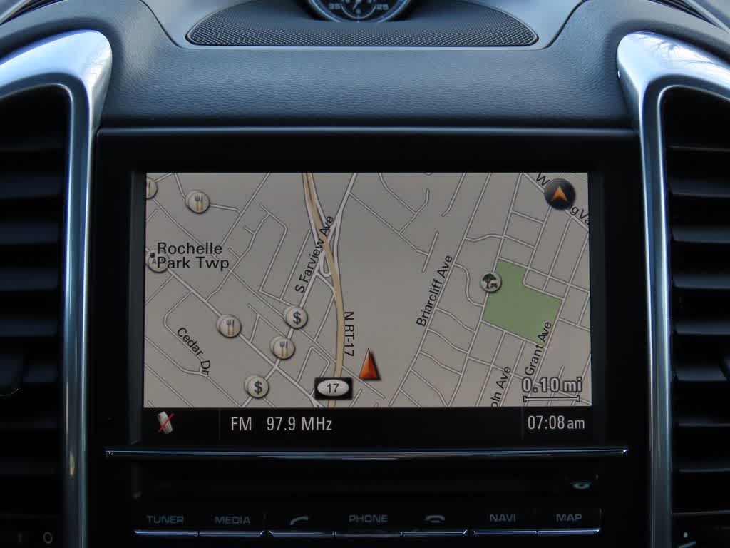 Thumbnail: 2012 Porsche Cayenne - 20