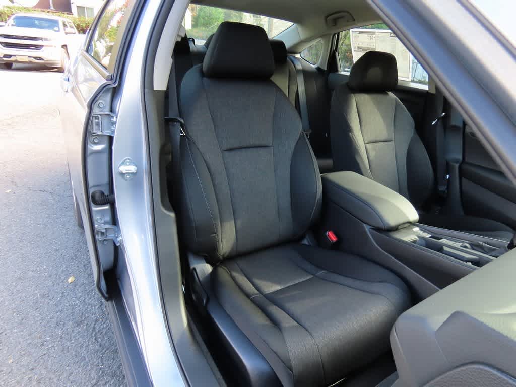 2025 Honda Accord LX 14