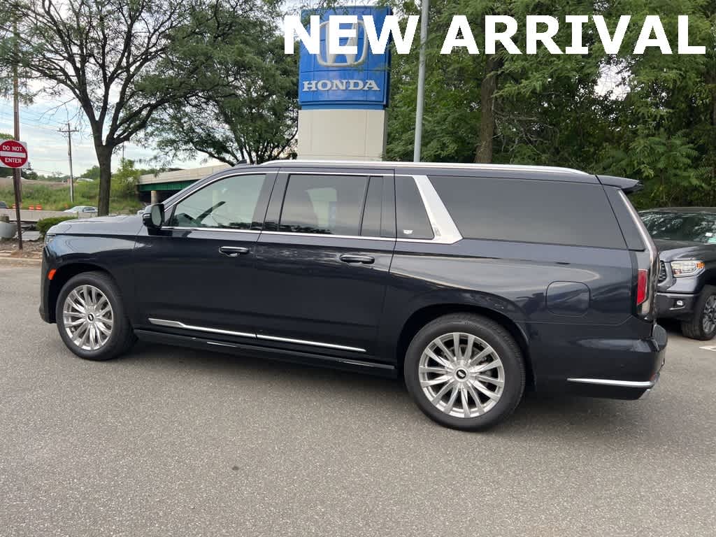 Thumbnail: 2023 Cadillac Escalade - 7