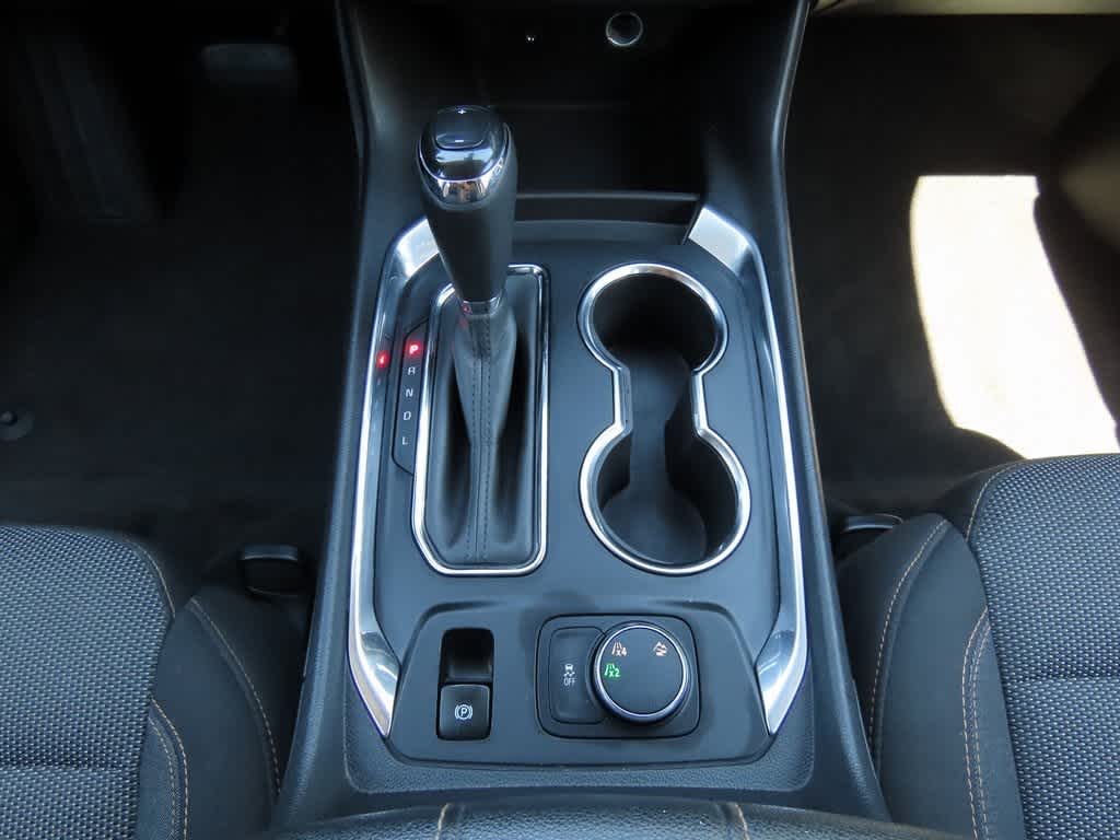 Thumbnail: 2019 Chevrolet Traverse - 22