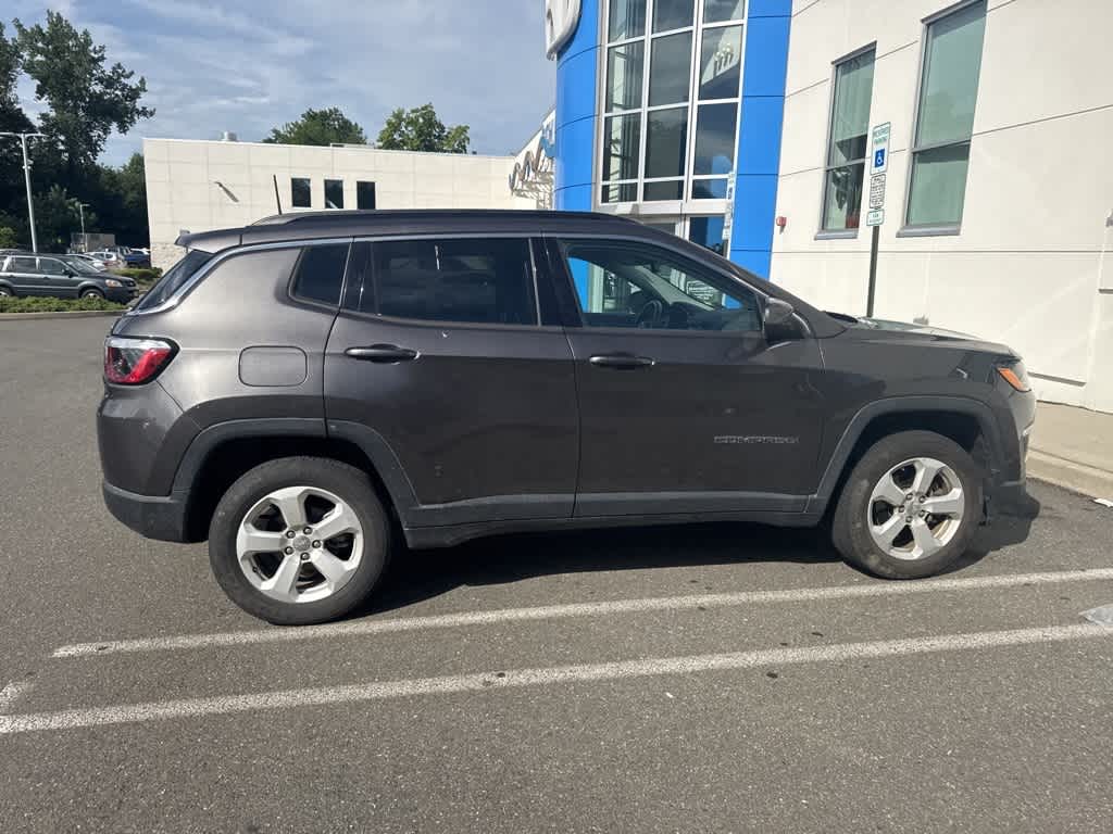 Thumbnail: 2021 Jeep Compass - 14