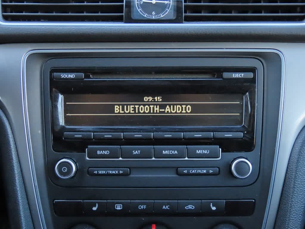 Thumbnail: 2014 Volkswagen Passat - 19