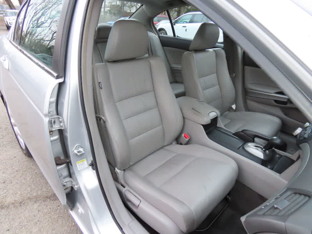 Thumbnail: 2009 Honda Accord - 16