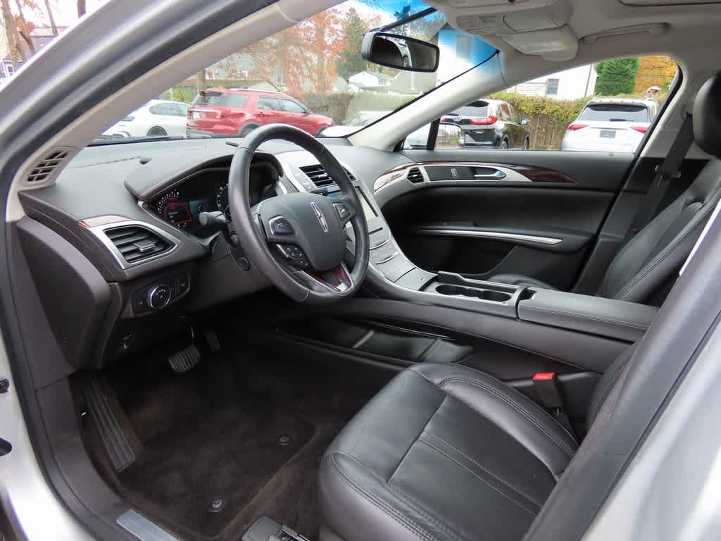 Thumbnail: 2014 Lincoln MKZ - 2