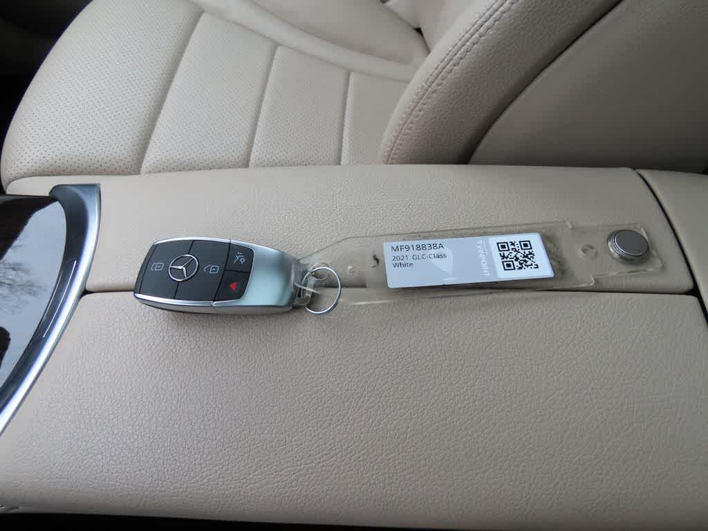 Thumbnail: 2021 Mercedes-Benz GLC - 26