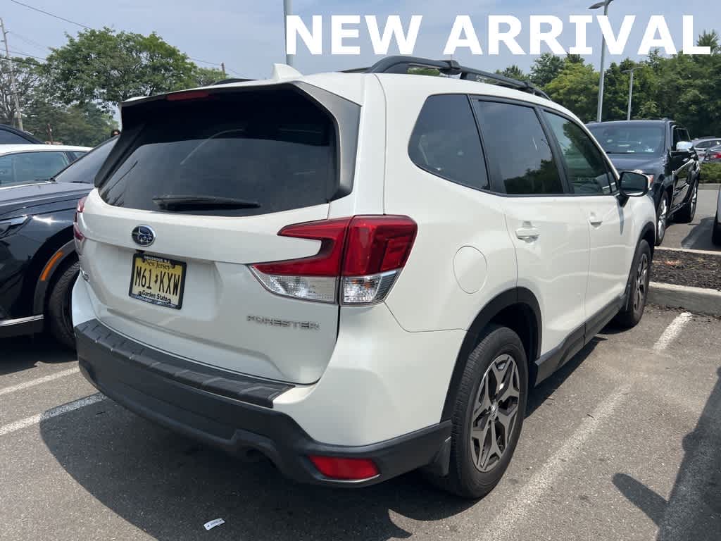 Thumbnail: 2019 Subaru Forester - 9