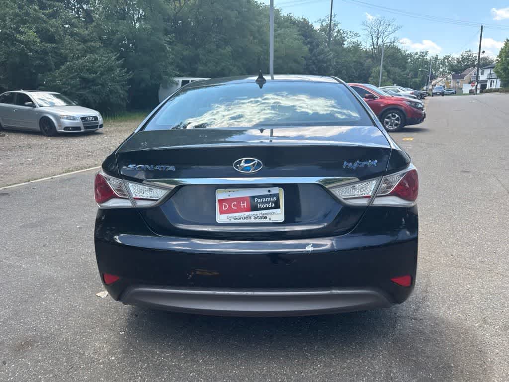 Thumbnail: 2011 Hyundai Sonata - 13