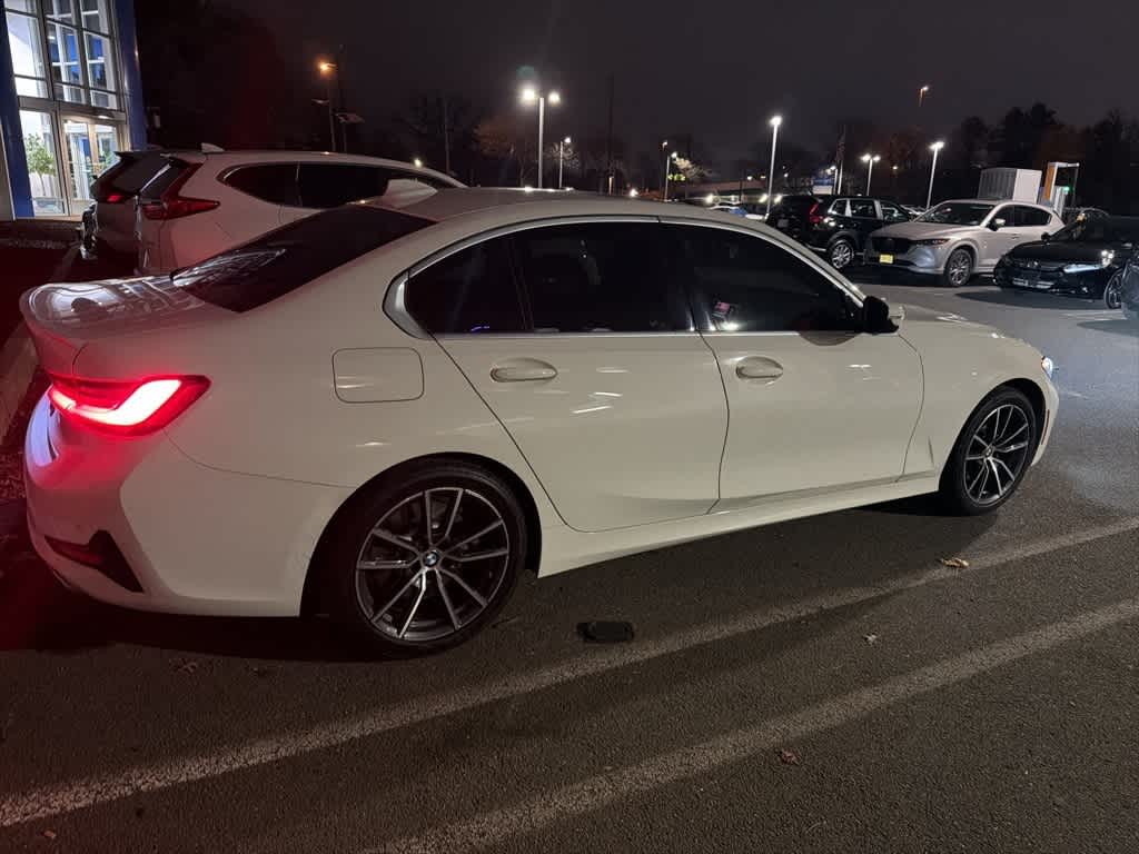 Thumbnail: 2021 BMW 3 Series - 10