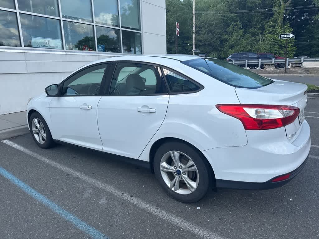 Thumbnail: 2014 Ford Focus - 10