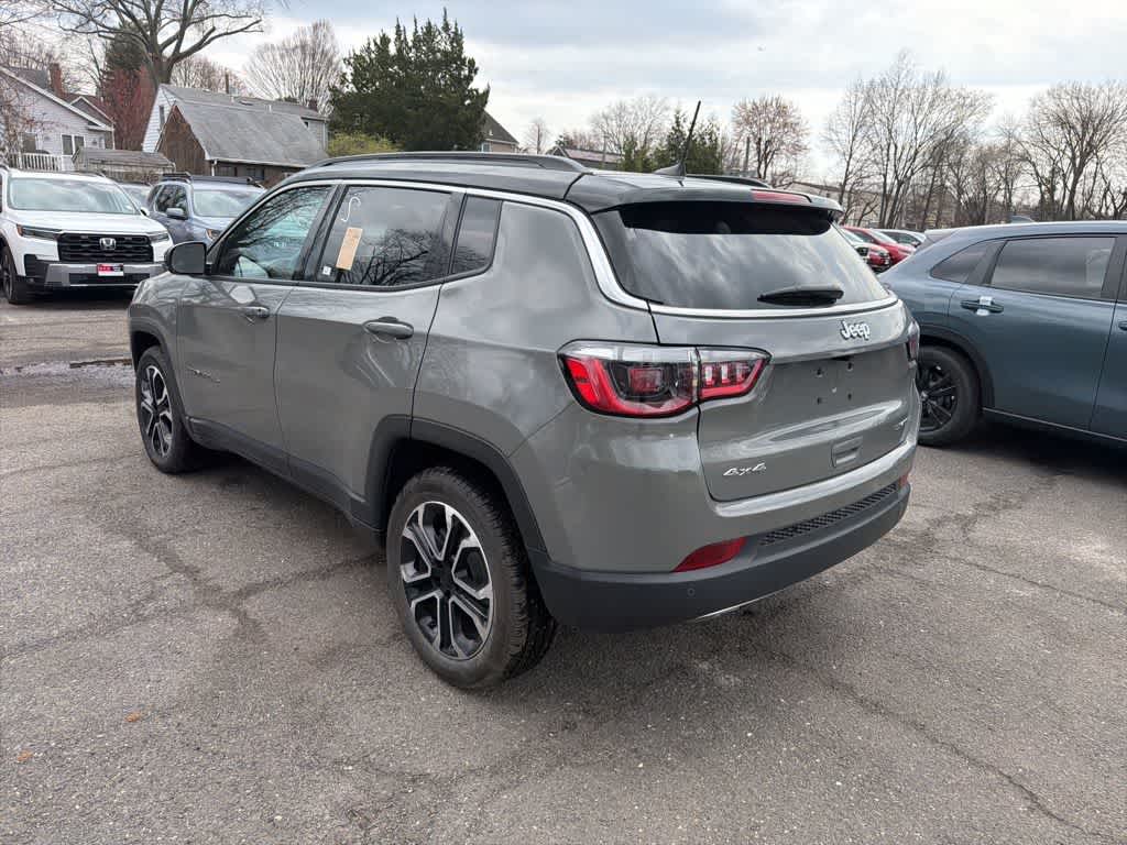 Thumbnail: 2023 Jeep Compass - 9