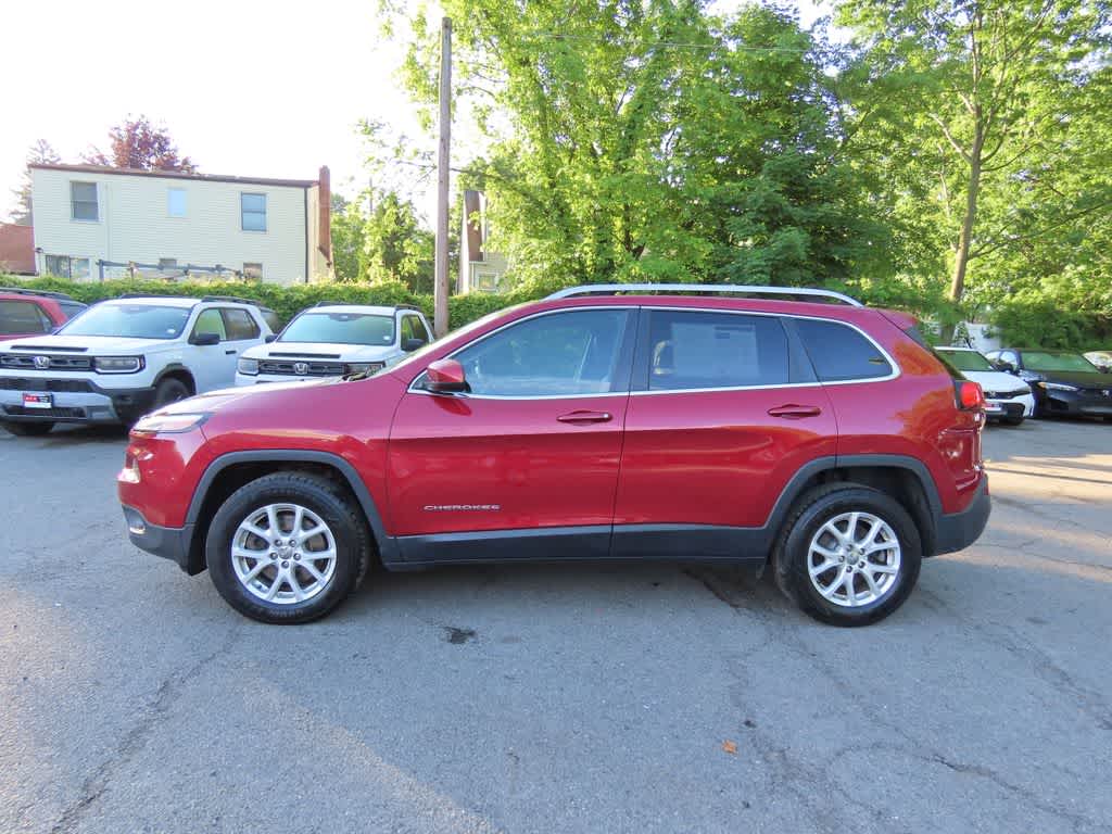 Thumbnail: 2017 Jeep Cherokee - 3