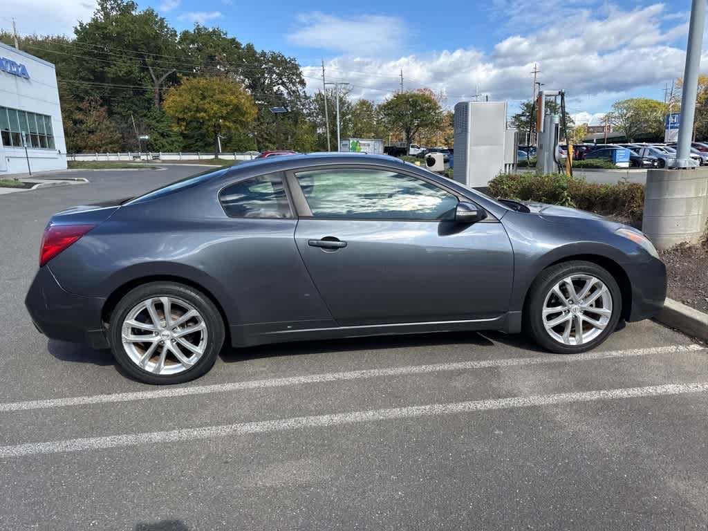 Thumbnail: 2009 Nissan Altima - 9