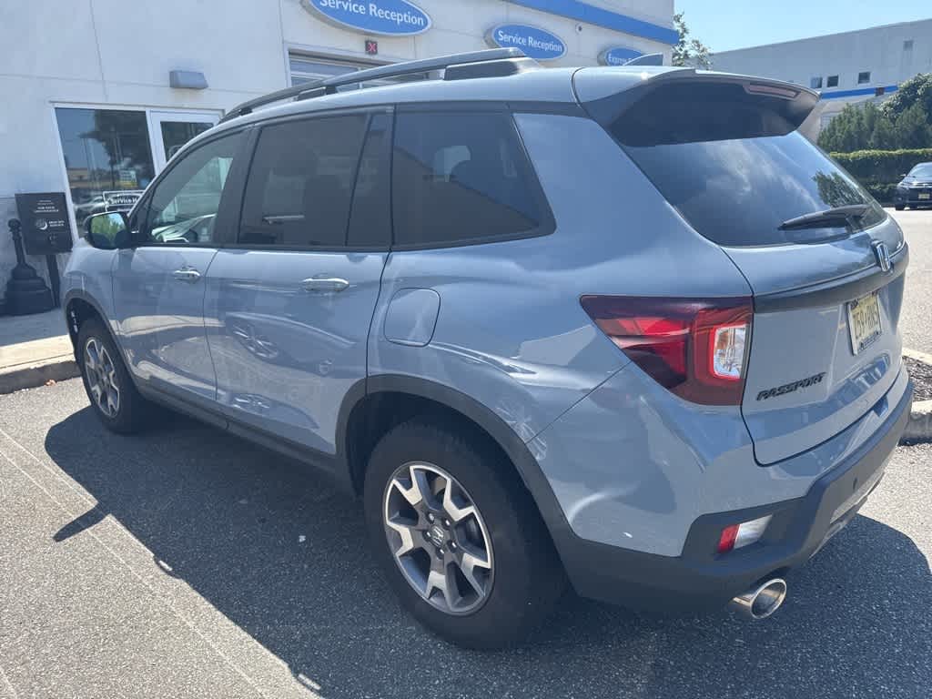 Thumbnail: 2022 Honda Passport - 5