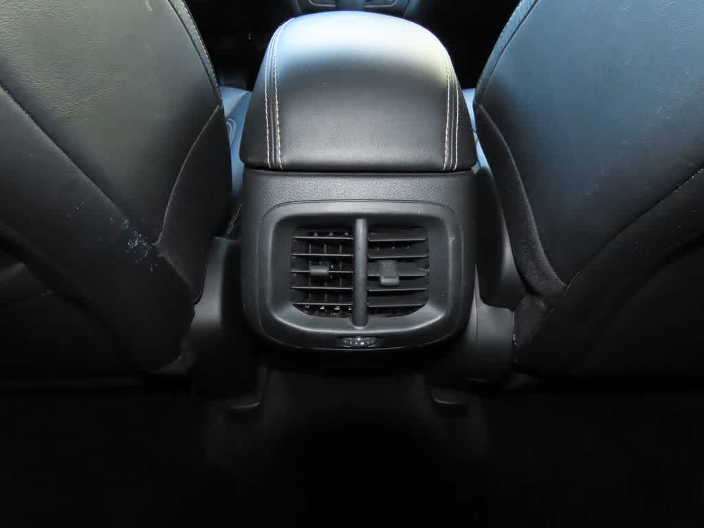 Thumbnail: 2015 Jeep Cherokee - 26