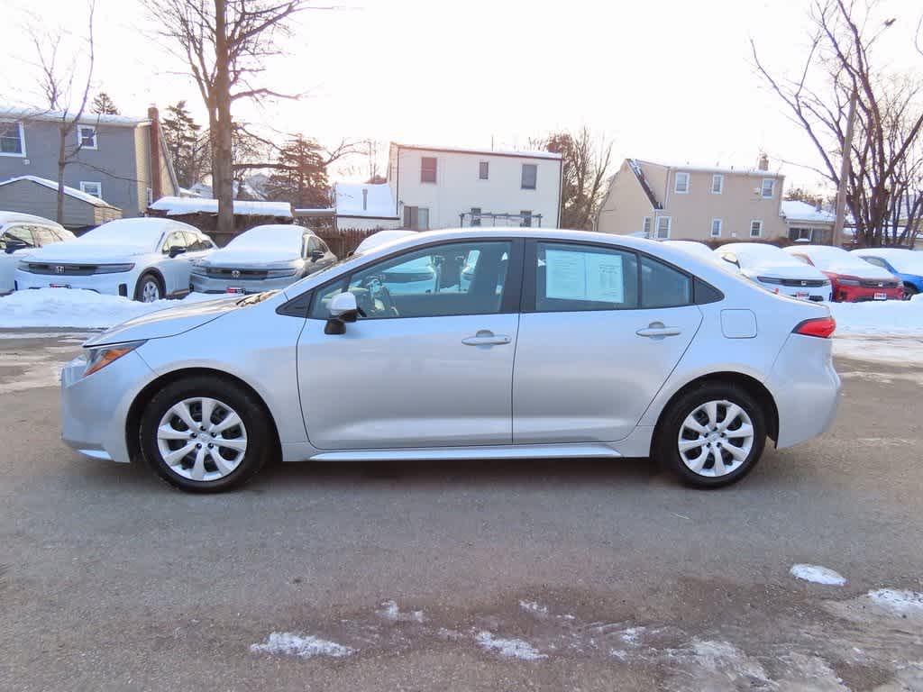 Thumbnail: 2024 Toyota Corolla - 3