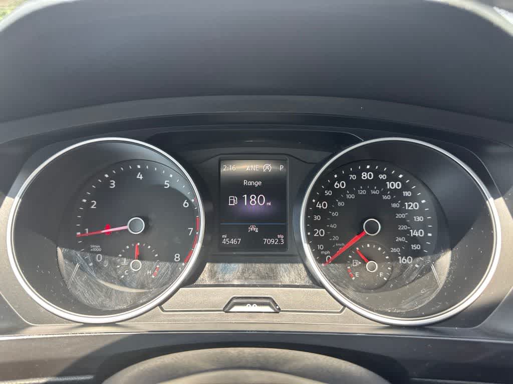Thumbnail: 2021 Volkswagen Tiguan - 24