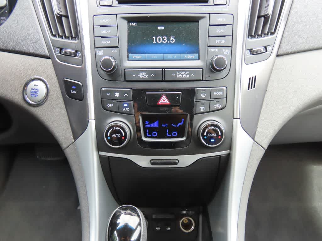 Thumbnail: 2014 Hyundai Sonata - 21
