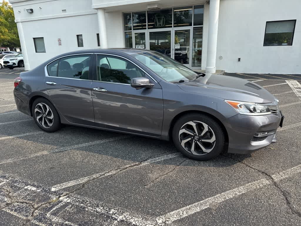 Thumbnail: 2017 Honda Accord - 10