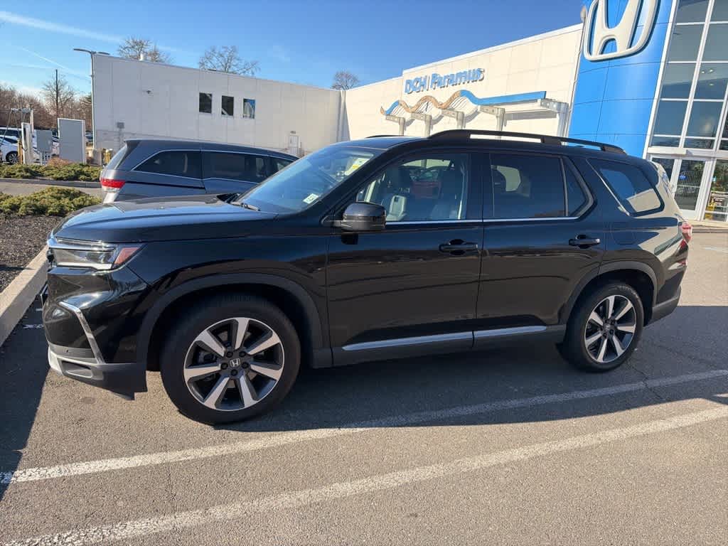 Thumbnail: 2023 Honda Pilot - 4