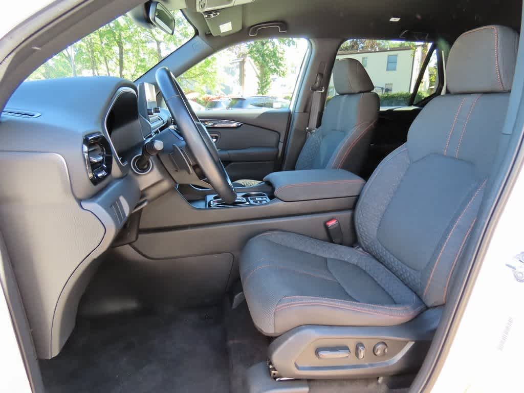Thumbnail: 2023 Honda Pilot - 14
