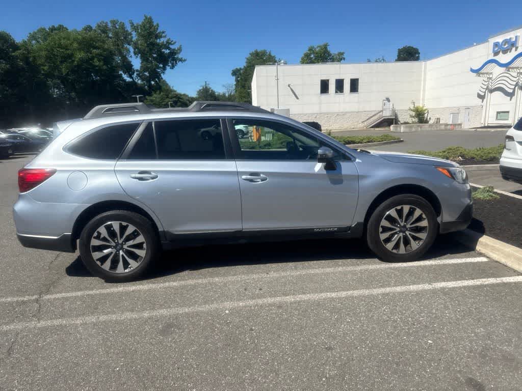 Thumbnail: 2016 Subaru Outback - 16