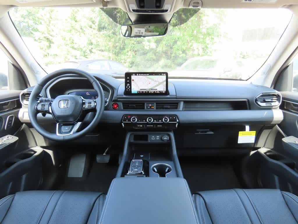 Thumbnail: 2025 Honda Pilot - 18